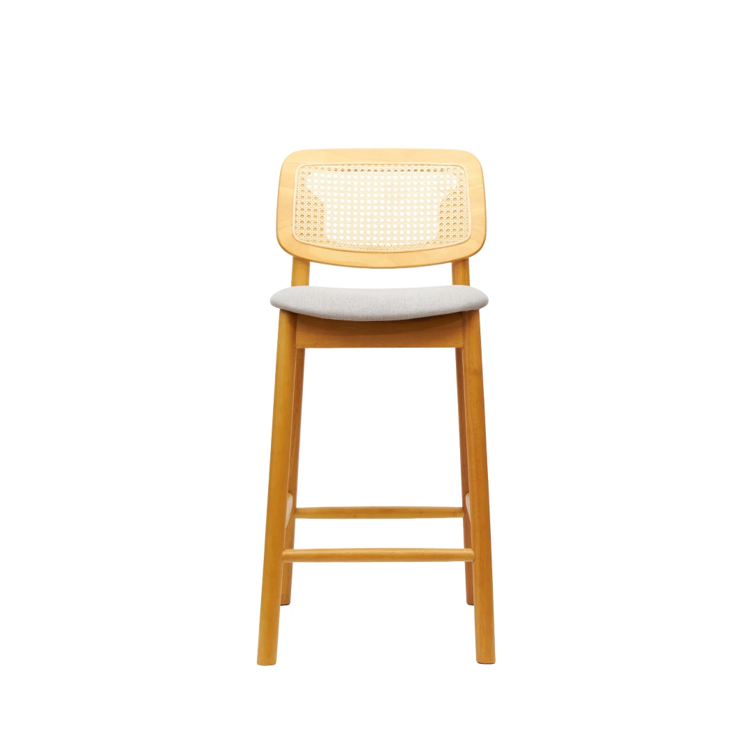 lumi_stool_ntrl_2_1x1.webp